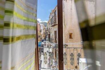 تختخواب و صبحانه Dolce Vita Rooms And Apartments