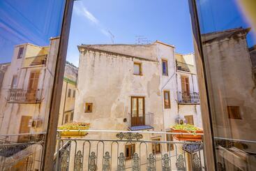 تختخواب و صبحانه Dolce Vita Rooms And Apartments