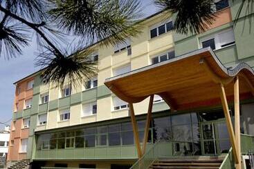 مسافرخانه Ethic Etapes Dijon Accueil 24h24 Et Parking Gratuit