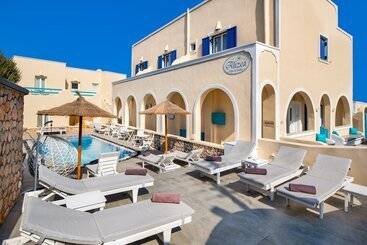 هتل Alizea Villas & Suites