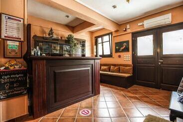 هتل Alsos House