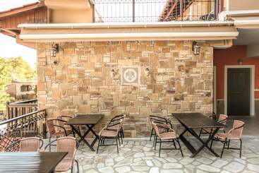 هتل Alsos House