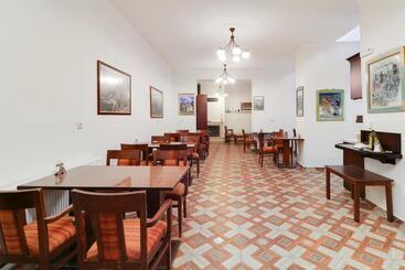 هتل Alsos House