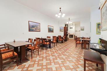 هتل Alsos House
