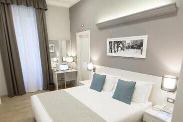 هتل Nuovo Albergo Centro