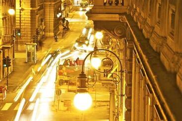 هتل Nuovo Albergo Centro