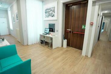 هتل Nuovo Albergo Centro