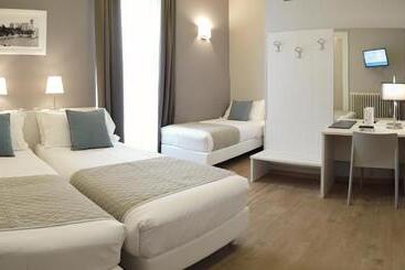 هتل Nuovo Albergo Centro
