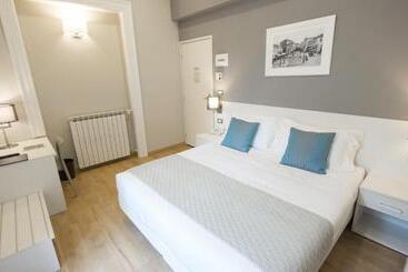 هتل Nuovo Albergo Centro