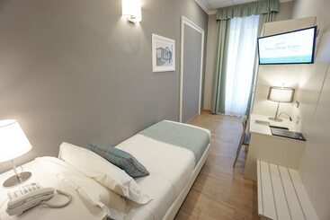 هتل Nuovo Albergo Centro