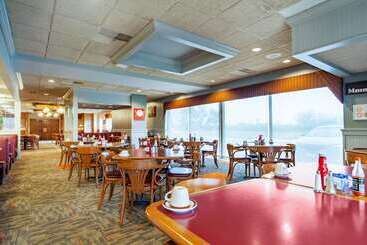 هتل Quality Inn And Conference Center I80 Grand Island