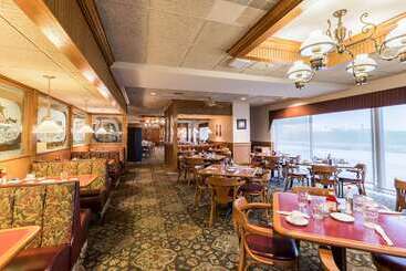 هتل Quality Inn And Conference Center I80 Grand Island