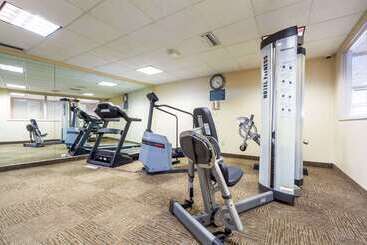 هتل Quality Inn And Conference Center I80 Grand Island