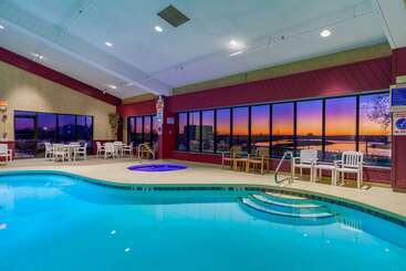 هتل Quality Inn And Conference Center I80 Grand Island