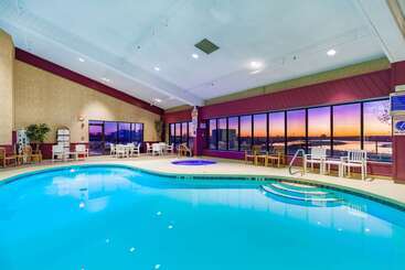 هتل Quality Inn And Conference Center I80 Grand Island