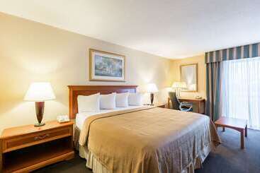 هتل Quality Inn And Conference Center I80 Grand Island