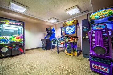 هتل Quality Inn And Conference Center I80 Grand Island