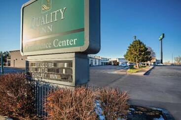 هتل Quality Inn And Conference Center I80 Grand Island