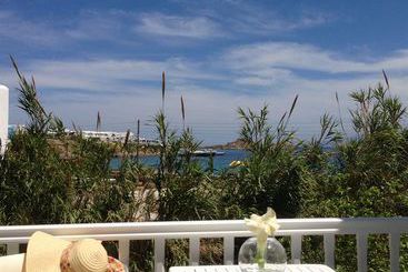 هتل Seaside Cottage by Belvedere