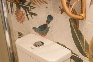 تختخواب و صبحانه Wanderlust Boutique Rooms