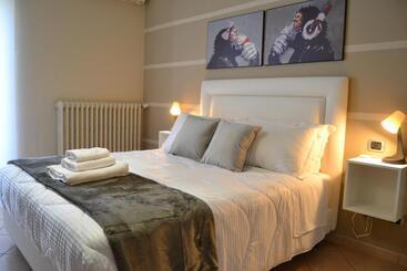 Mr Living Bed & Breakfast