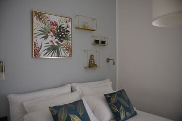 تختخواب و صبحانه élite Suite Home