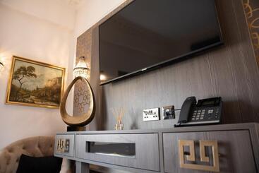 هتل Domo Boutique