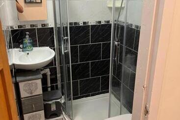 בית מלון כפרי Zams Rooms
