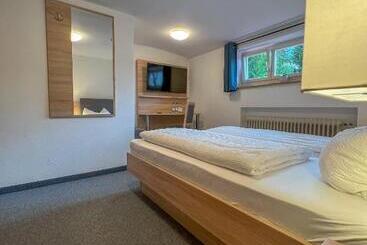 Mountain Hostel City