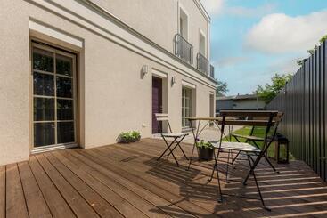 پانسیون Vilnius Legends House I Best For Families I Free Parking
