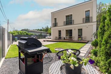 پانسیون Vilnius Legends House I Best For Families I Free Parking