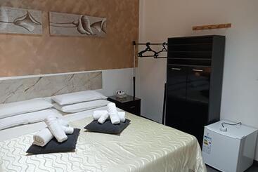 تختخواب و صبحانه Casa Al Porto