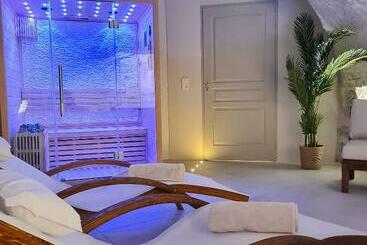 تختخواب و صبحانه La Dolce Vita Spa Privatif