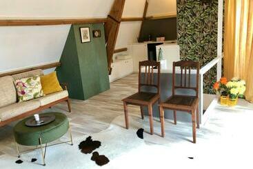 Bed and Breakfast Royale Stadsloft In Hartje Middelburg