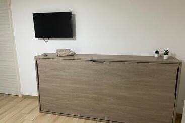 تختخواب و صبحانه Teddy Sroom