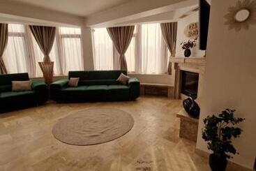 پانسیون Casa Nikolia