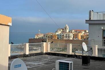 پانسیون I Tre Marchi Rooms / Camera Mare