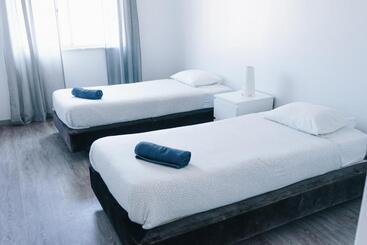 پانسیون Ocean Guesthouse Peniche