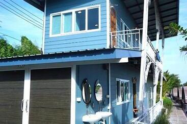 리조트 Feel Like Home แบบบ้านบ้าน