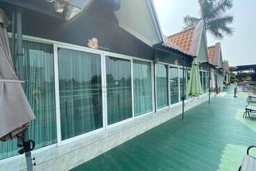 리조트 Feel Like Home แบบบ้านบ้าน