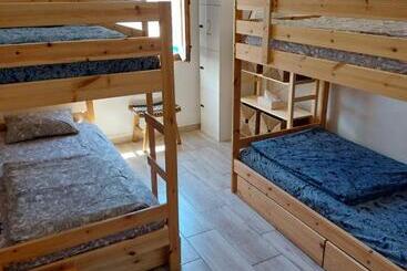 Zenia Hostel