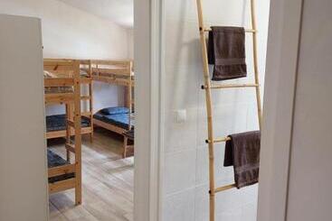 Zenia Hostel