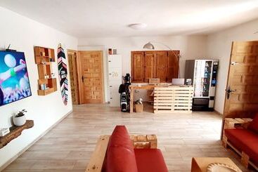 Zenia Hostel