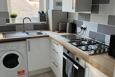 تختخواب و صبحانه City Beach Airbnb Southend On Sea