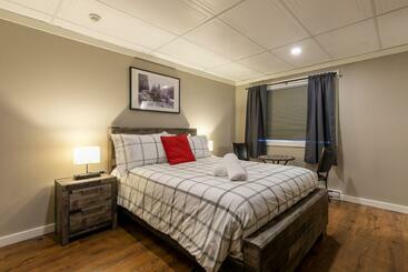 The Cache Hotel And Lodgings