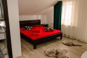 پانسیون Casa De Vacanță Perla Colibitei