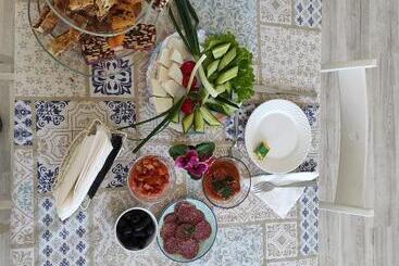 پانسیون Happy Home