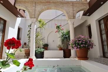 Murallas De Jayrán Hotel Boutique