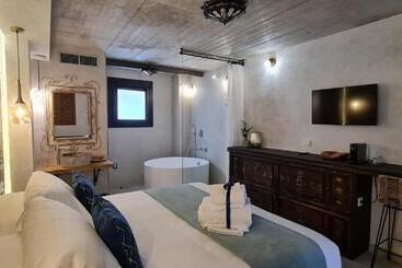 Murallas De Jayrán Hotel Boutique