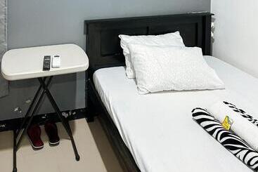 Reddoorz At S B Lodge Taguig